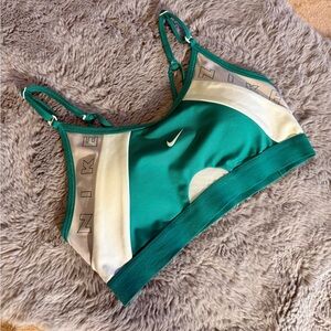 Nike Women's Dri-FIT Indy Logo Sports Bra - Neptune Green